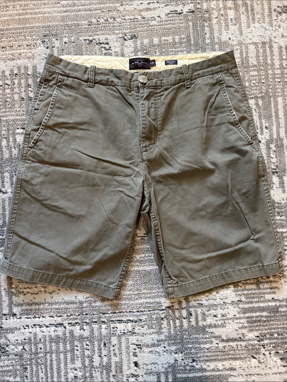 Black Brown 1826 Men's Olive Shorts